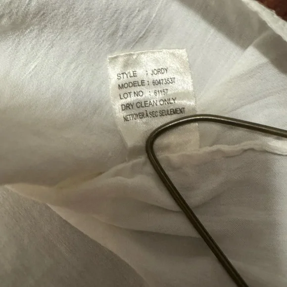 THEORY Elegant White Cap Sleeve Top - Picture 3 of 6